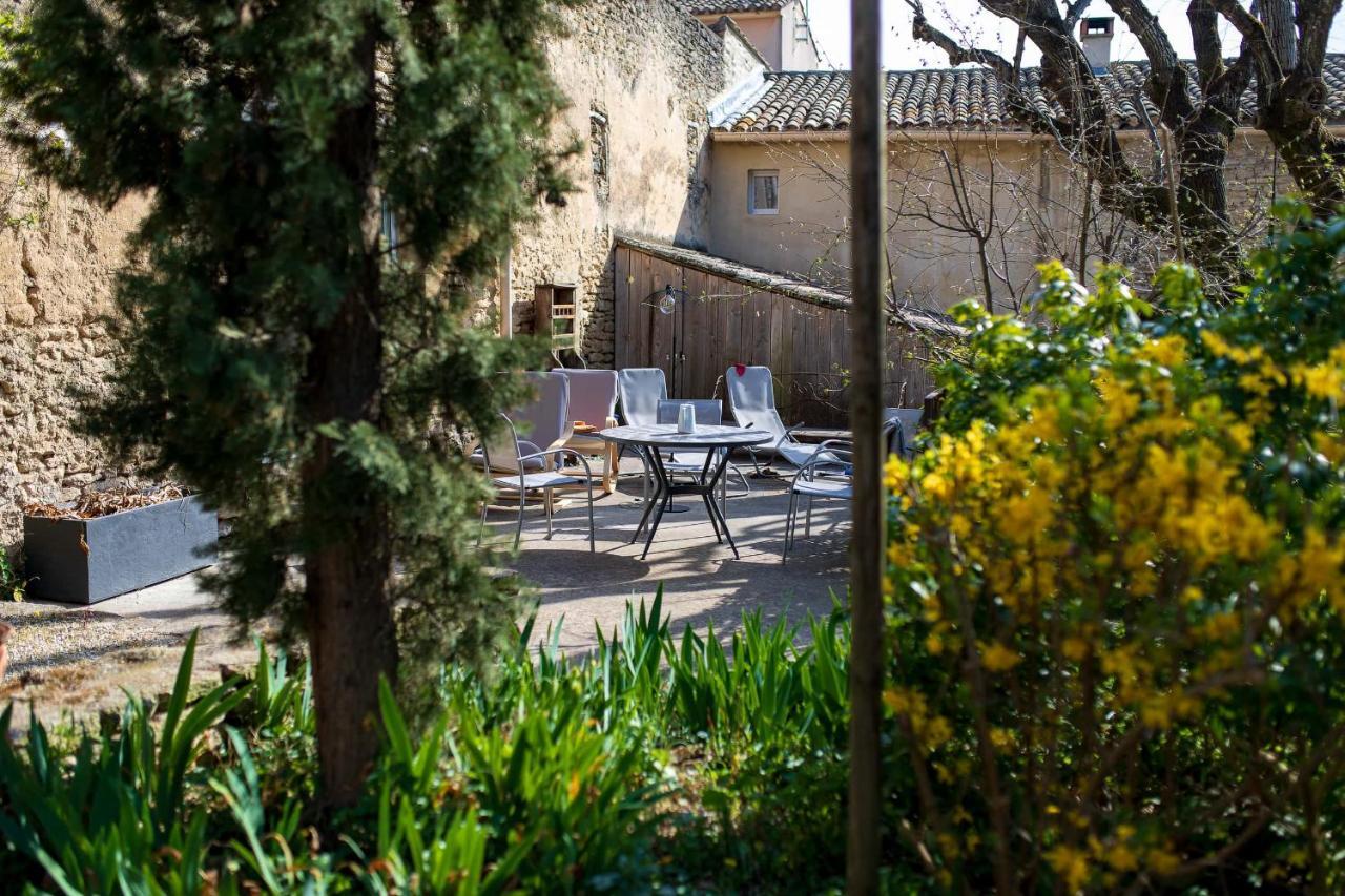Gites Provence Et Nature - Entre Luberon Et Monts De Vaucluse Cabrieres-d'Avignon Exterior photo
